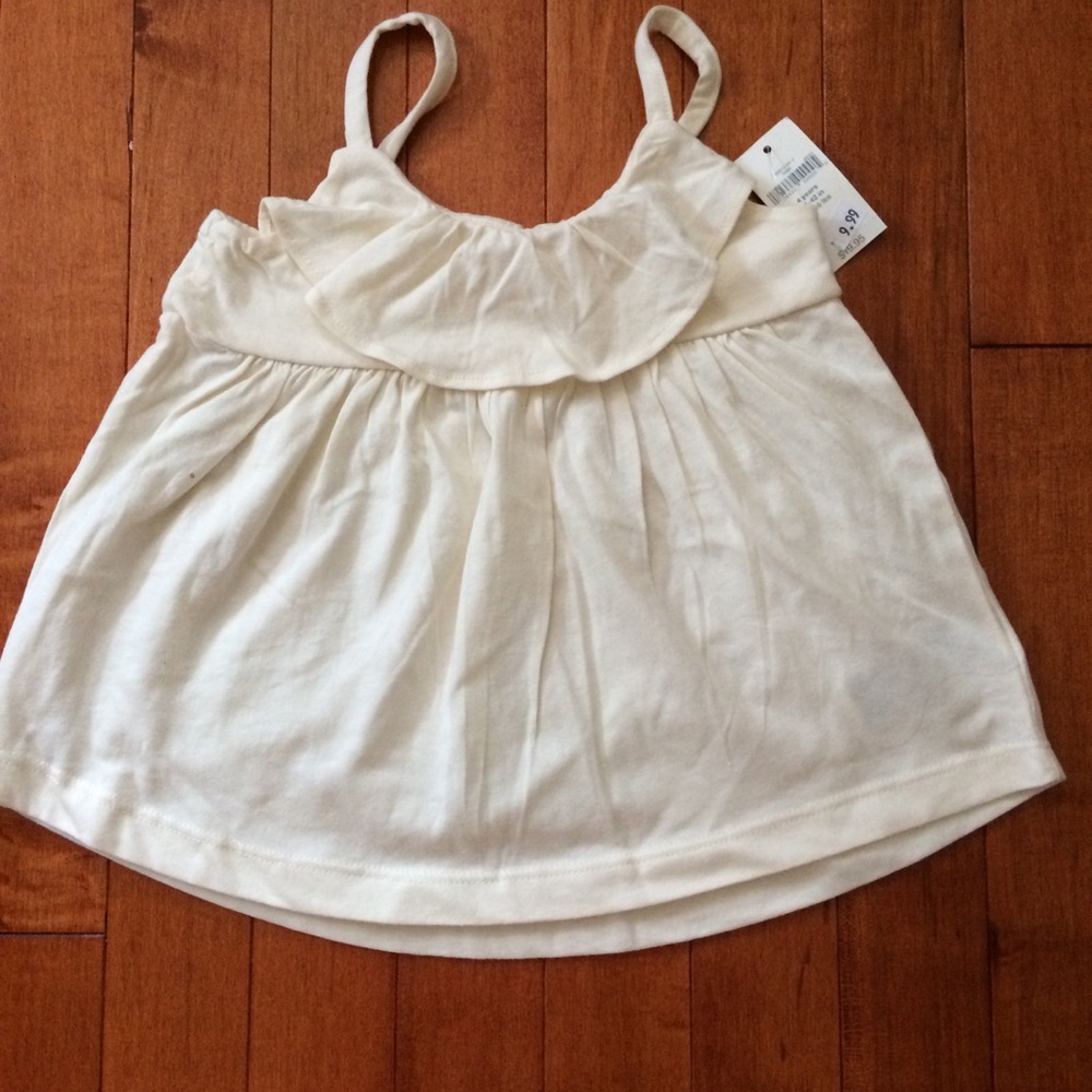 🎉3 for $25🎉 NWT Gap 4T Top